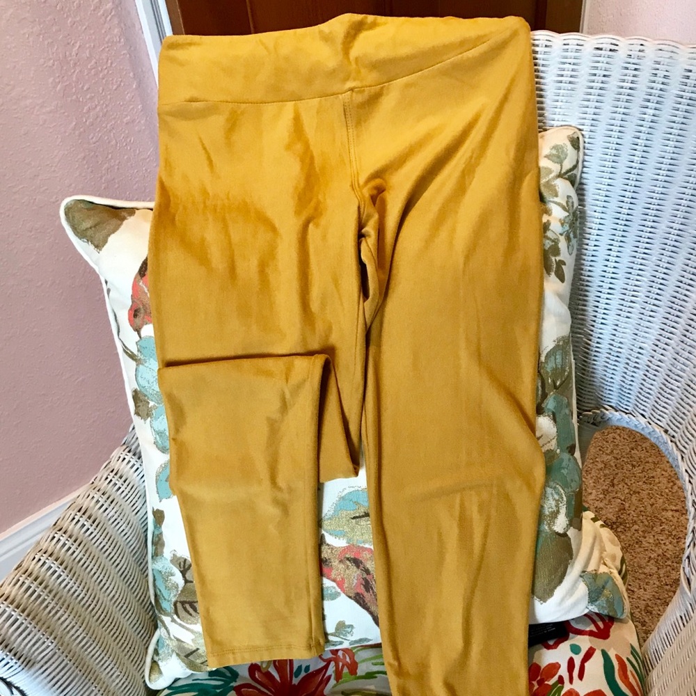 2 Pairs of OS LuLaRoe Solid Leggings